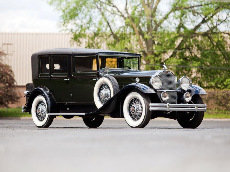  Packard Deluxe Eight All-Weather Town Car by LeBaron 1930 года  (фото 1 из 8)